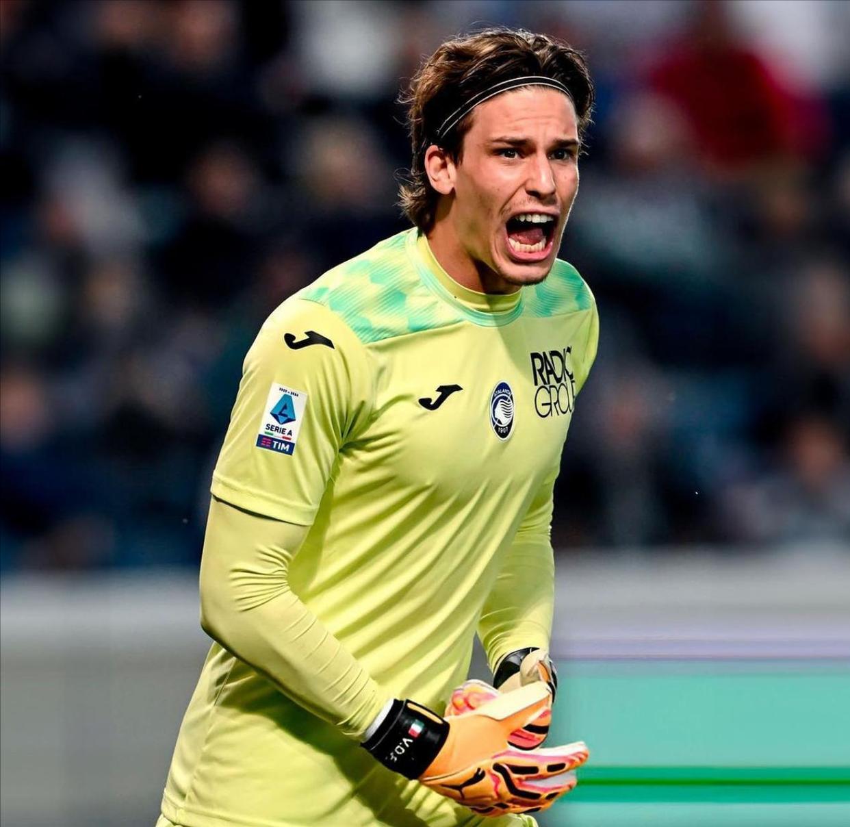 今晨体能课后,亚特兰大单刀错失备战意大利杯,压力陡增,团队化学反应显著(1500米为何称为死亡跑) 今晨体能课后,亚特兰大单刀错失备战意大利杯,压力陡增,团队化学反应显著(1500米为何称为死亡跑)