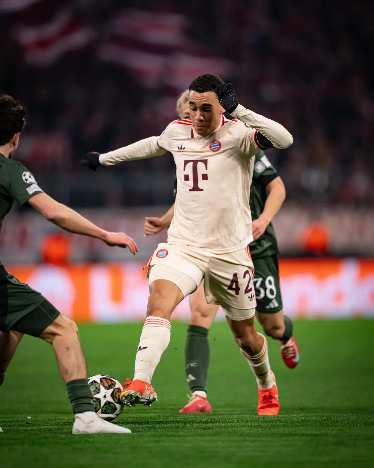 拜仁慕尼黑迎全明星赛关键赛，赛后状态回暖，气氛紧张，心理建设被强调(谷爱凌跑步被路人偶遇)-开云APP